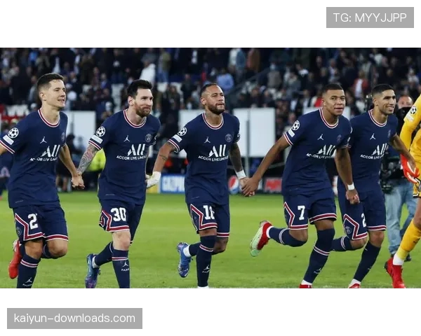 巴黎圣日耳曼公布对阵里昂大名单，姆巴佩领衔锋线