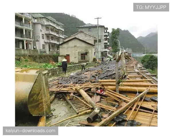 雷暴雨天气预警,圣埃蒂安主场草皮状况引担忧 雷暴雨天气预警,圣埃蒂安主场草皮状况引担忧
